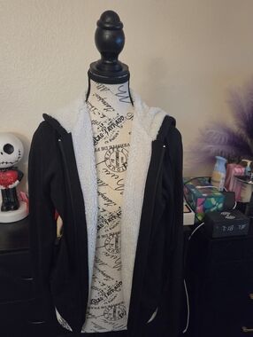 Ambiance Black Jacket with White Sherpa Lining